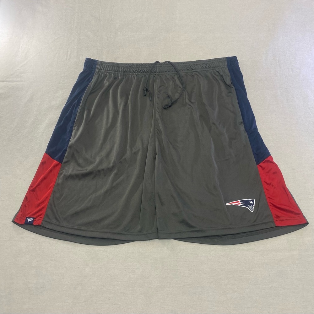 Mens Fanatics NFL New England Patriots 4XL Polyester Logo Football Shorts